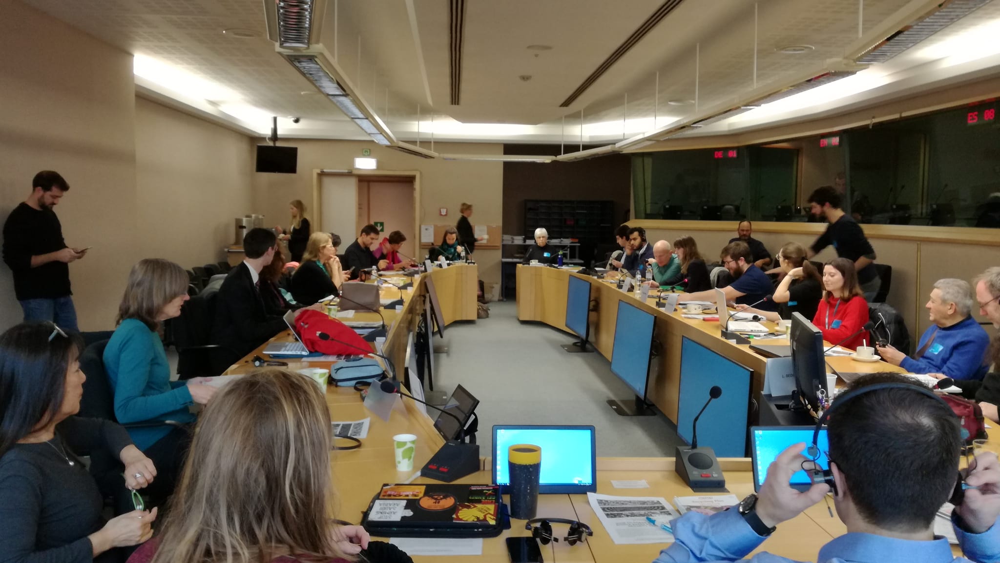 The Delàs Center organizes a Workshop in the European Parliament to discuss European security and defense