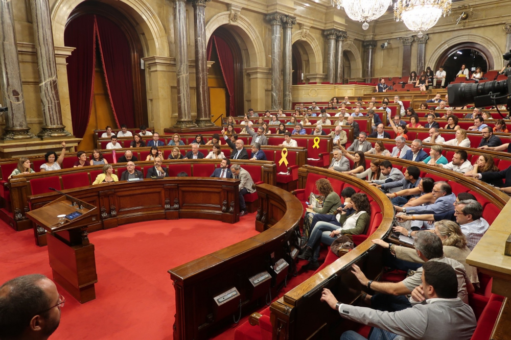 Celebrem l’aprovació de la Proposta de resolució “Per la construcció de la cultura de la pau i la desmilitarització” al Ple del Parlament de Catalunya